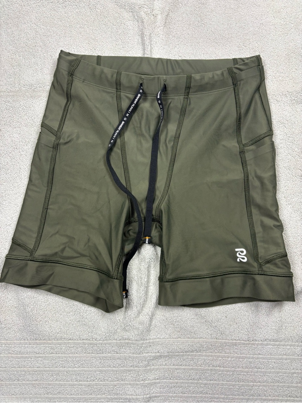 Bandit Running Superbeam quarter tights - olive - small